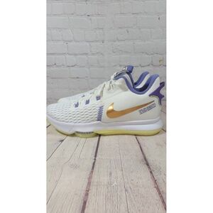 NEW Nike Lebron Witness 5 Shoes Lakers White Purple Men's Size 12 Air Zoom